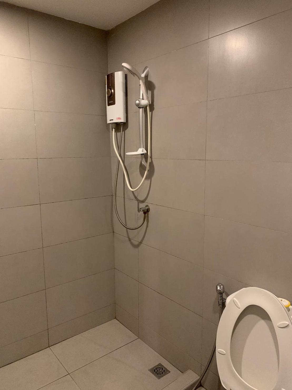 Lkn Grand Apartment Банкок Екстериор снимка